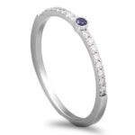 Anel ouro branco de 19,2kl com safira e diamantes
