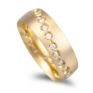 Aliança ouro amarelo com pedras Swarovski - 5mm