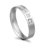 Aliança ouro branco com pedras - 4mm