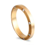 Aliança ouro amarelo com pedras - 3mm