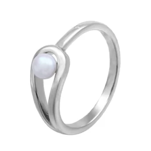 ANEL EM PRATA 925 COM PÉROLA E DIAMANTE